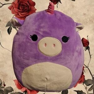 Mia/Astrid the Unicorn Squishmallow